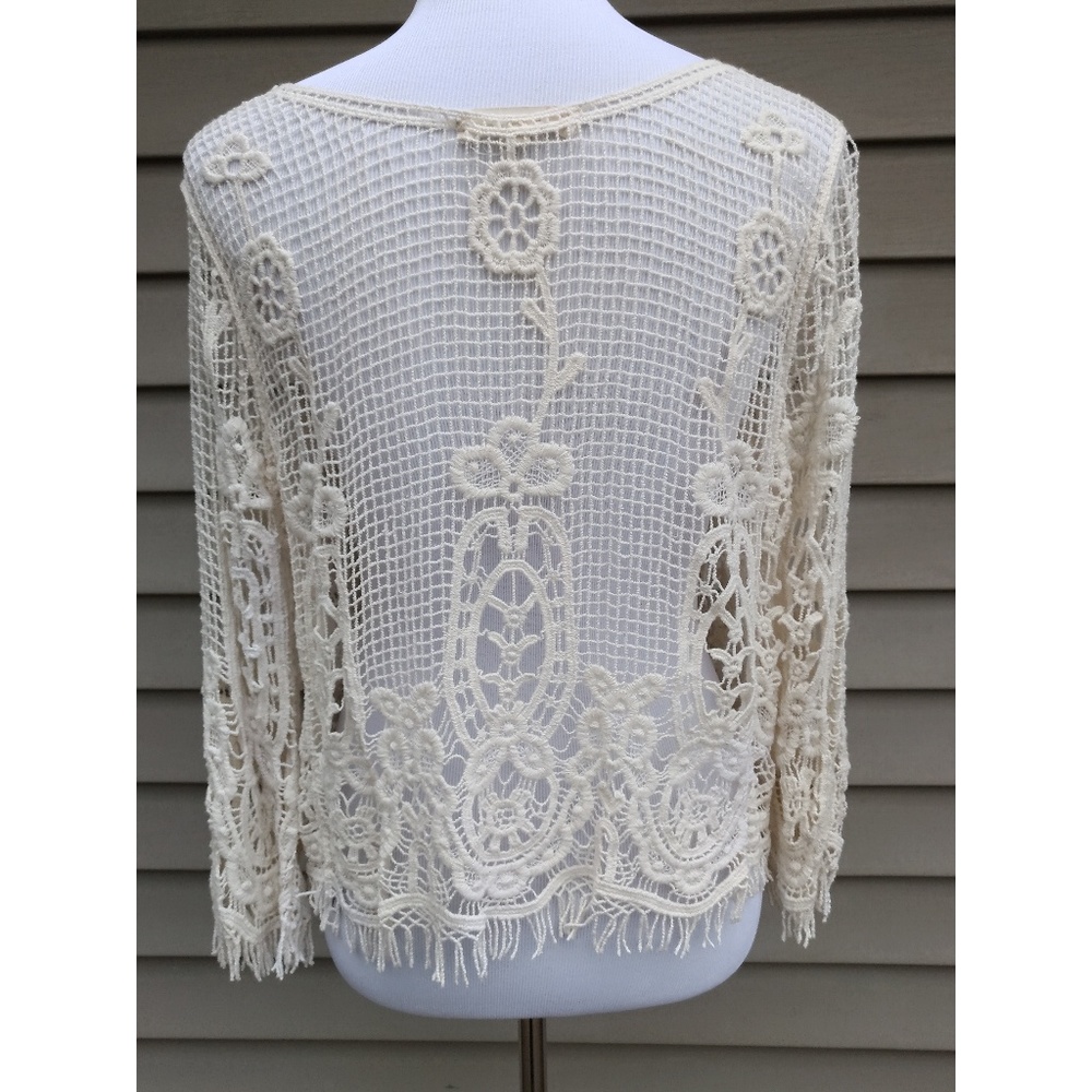 {LAST 2! SMALL} Cream Crochet Crop Top Blouse - Picture 6 of 7